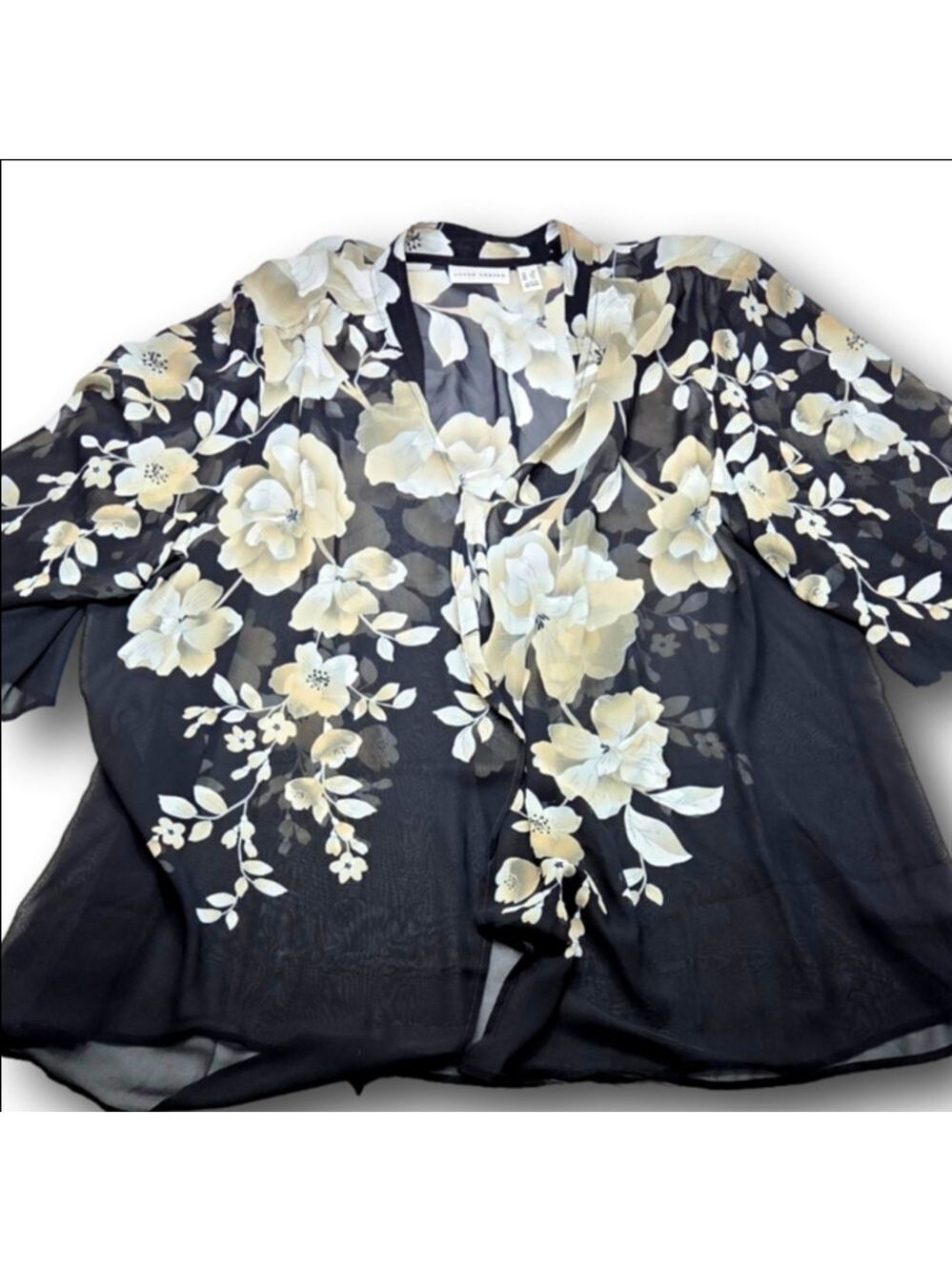 Women's Susan Graver Black & Beige Floral Blouse Plus Size 3X